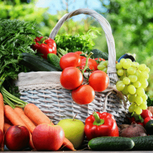 Balts grozs ar tomātiem