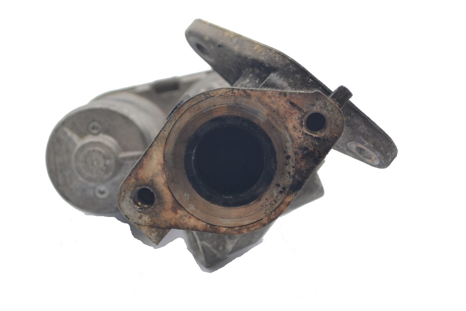 EGR vārsts pirms tīrīšanas